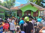 ANTRIAN-MINYAK-TANAH-DI-MAUMERE.jpg