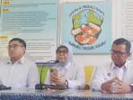 BERI-KETERANGAN-Deputi-Pengawasan-Pangan-BPOM-Erlin-Herlina.jpg