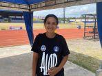 BERI-KETERANGAN-Pelatih-Persap-Alor-Ina-saat-memberikan-keterangan.jpg
