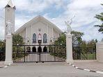 GEREJA-TIMOR-LESTE-Gereja-Paroki-Catedral-da-Imaculada-Conceição-Timor-Leste.jpg