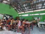 KBM-Sekolah-Dasar-SD-Inpres-Wolorona-tetap-melaksanakan-Kegiatan-Belajar-mengajar.jpg