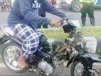 KNALPOT-BRONG-Salah-satu-pelajar-di-Kota-Ende.jpg