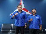 Ketum-Partai-Demokrat-AHY-dan-Sekretaris-Badan-Komunikasi-Strategis-DPD-Partai-Demokrat-NTT.jpg