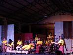 Konser-di-Maumere.jpg