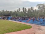 Lapangan-Bola-Kaki-di-Flores-TiMUR.jpg