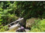 Mobil-terjun-ke-Jurang-di-Jawa-Barat-saat-mudik.jpg