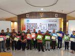 PENGHARGAAN-Acara-penghargaan-wajah-bahasa-di-ruang-publik.jpg