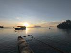 Pantai-di-Jalan-Trans-Flores-Maumere-Larantuka.jpg