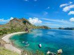 Pesona-Pulau-Padar.jpg