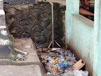 SAMPAH-Tumpukan-sampah-plastik-berupa-beberapa-botol-bekas-air-mineral.jpg