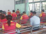Sejumlah-petugas-Rutan-Kelas-IIB-Maumere-mengikuti-kegiatan-sosialisasi.jpg