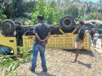 Truk-Terbalik-di-Welak-1.jpg