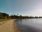 pantai-patiahu-sikka.jpg
