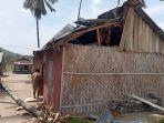 pohon-tumbang-di-rumah.jpg
