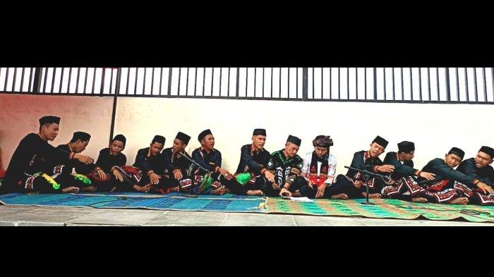 Bujang Arija Jamur Atu Tampil Mengesankan dalam Kopi Gayo Didong Runcang Bener Meriah