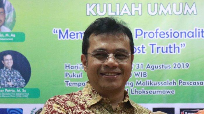Majelis Adat Aceh, TIM, dan Diaspora Global Peusijuek Wamenkominfo Nezar Patria