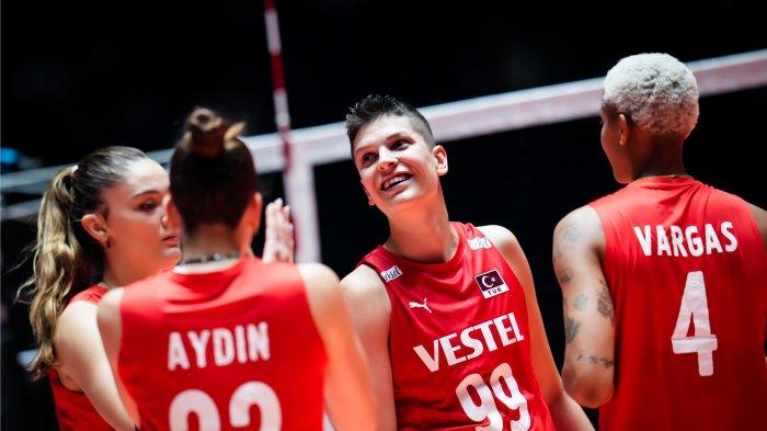 Profil Ebrar Karakurt Motor Pencetak Poin Voli Putri Turki di Kualifikasi Olimpiade Paris 2024 - Halaman 2 - tribungayo.com