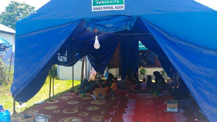 Tiga Keluarga Bertahan di Rumah Terbakar di Gayo Lues, Empat KK Mengungsi