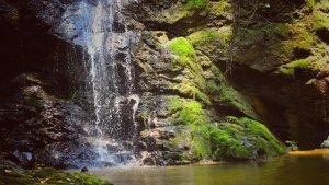 AIR-TERJUN-OWAQ-1.jpg