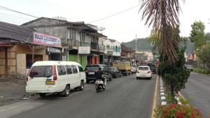 Antrean-panjang-kendaraan-terjadi-di-sejumlah-SPBU-di-wilayah-Kabupaten-Aceh-Tengah.jpg