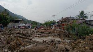 BANJIR-BANDANG-DI-AGARA-67.jpg