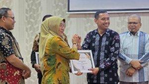BENER-MERIAH-RAIH-PENGHARGAAN-DARI-BKKBN.jpg
