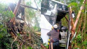 BUS-MASUK-JURANG.jpg