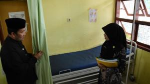 Bupati-Aceh-Tengah-Drs-Haili-Yoga-MSi-turun-langsung-ke-Puskesmas-Atu-Lintang.jpg