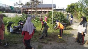 GOTONG-ROYONG-HUT-RI.jpg