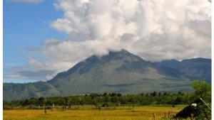 GUNUNG-BURNI-TELONG.jpg