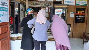 Harga-emas-di-Kabupaten-Bener-Meriah-kembali-pecah-rekor-dengan-melambung-tinggi.jpg