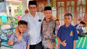 IMAM-TUNANETRA-FOTO-BERSAMA-BUPATI.jpg