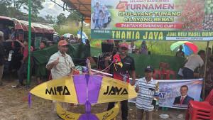 JUARAI-LOMBA-GEULAYANG-TUNANG.jpg