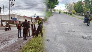 Jalan-rusak-di-depan-kantor-Samsat-Bener-Meriah-sebabkan-kecelakaan-Senin-20102025.jpg