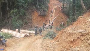 Kodim-0106-Aceh-Tengah-melaksanakan-kegiatan-pengambilan-kayu.jpg