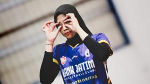 Megawati-Hangestri-mengenakan-jersey-klub-Bank-Jatim.jpg