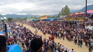 Ribuan-warga-di-Kabupaten-Gayo-Lues-saksikan-babak-final-pacuan-kuda.jpg