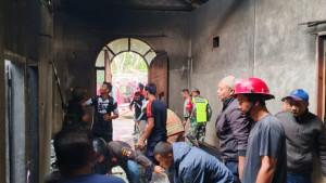 Rumah-milik-Kaharuddin-50-warga-Kabupaten-Bener-Meriah-terbakar.jpg