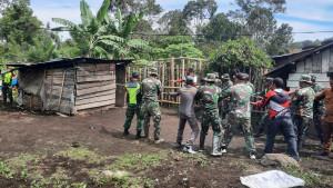Satgas-TMMD-ke-126-Kodim-0106Aceh-Tengah-merubuhkan-dan-membangun-Rumah-Tidak-Layak-Huni.jpg