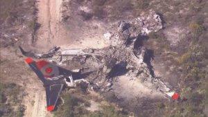 Sebuah-Keajaiban-2-Pilot-ini-Selamat-Setelah-Pesawatnya-Tabrak-Medan-dan-Hancur-di-Australia.jpg