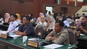 honorer-gelar-aksi-ke-DPRK.jpg