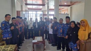 kepala-sekretariat-baitul-mal-serahterima.jpg