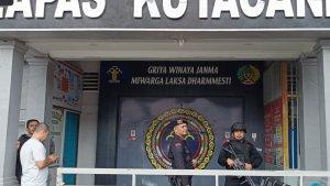 lapas-dikawal-ketat.jpg