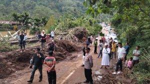 penanganan-longsor-lambat.jpg