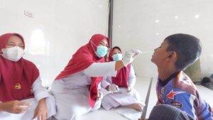 warga-rohingya-swab.jpg