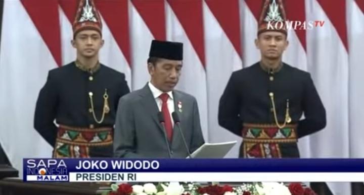 Dua-Asisten-Ajudan-Jokowi.jpg