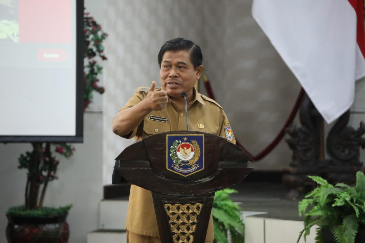 Sekjen Kemendagri Ingatkan Ancaman Hoaks Jelang Pemilu, Makin Canggih Pakai AI