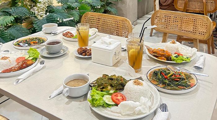 Ingin Turunkan Berat Badan Saat Puasa? Hindari Makanan Ini Saat Sahur