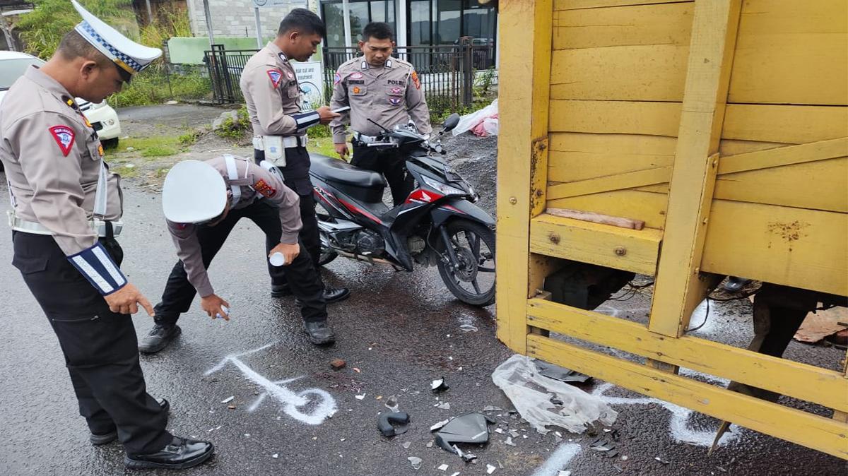 Sepmor Tabrak Pick Up Terparkir di Bener Meriah, Seorang Balita Meninggal Dunia