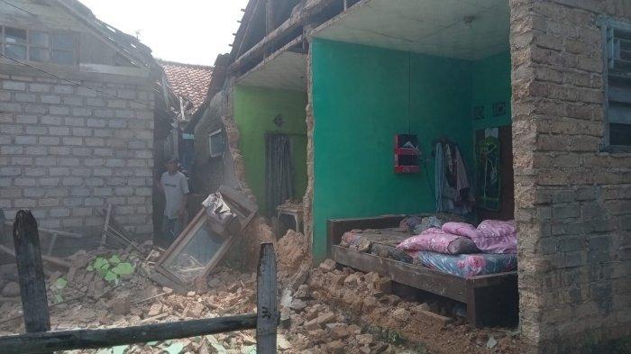 Korban Gempa Cianjur Jawa Barat Menjadi 14 Orang Meninggal dan 17 Orang Luka-luka
